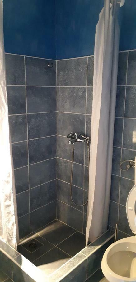 Cvjetni Apartmani Цетине Экстерьер фото